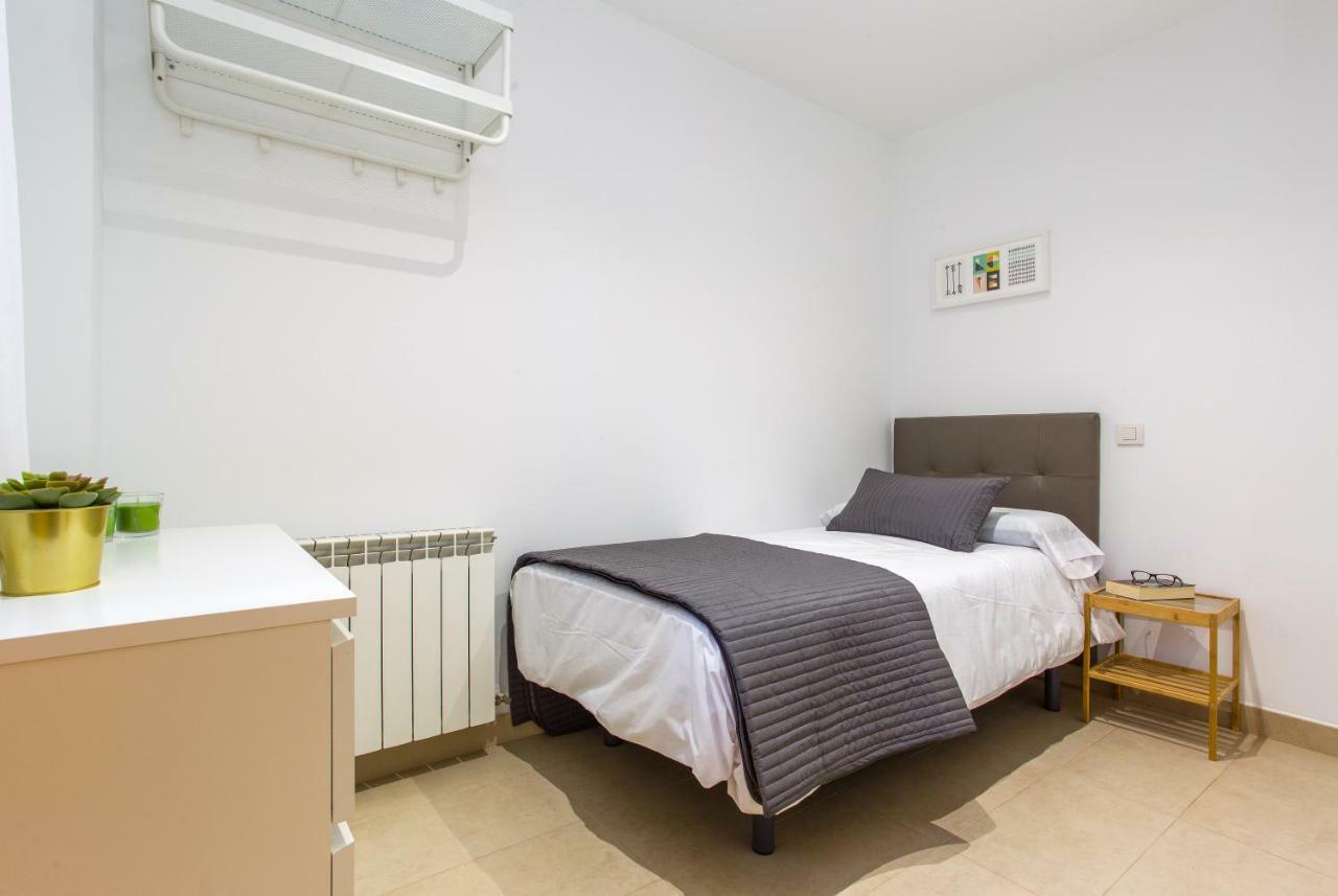 Feriapiso Apartments Palmer L'Hospitalet de Llobregat Luaran gambar